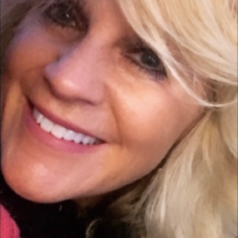 Meet your Posher, Kellie